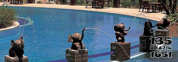 广场喷水的小象喷泉铜雕图片