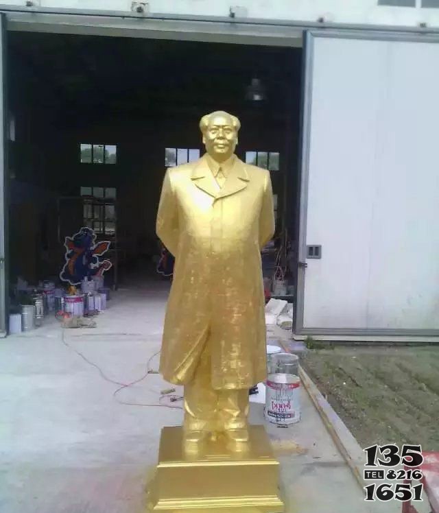 毛主席广场伟人铜雕图片