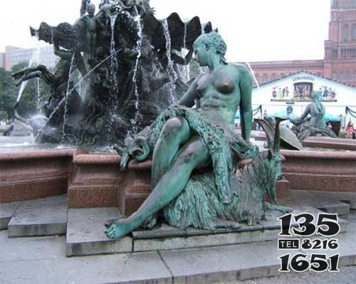 大型欧式喷泉雕塑图片