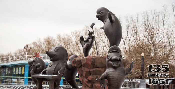 海豚卡通动物铜雕图片