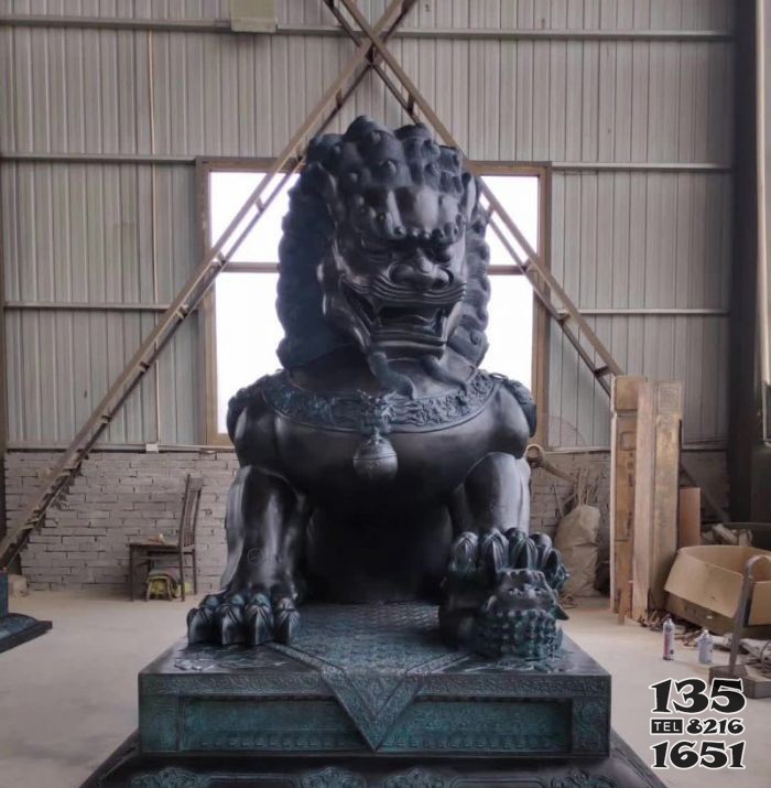 狮子铜雕塑图片