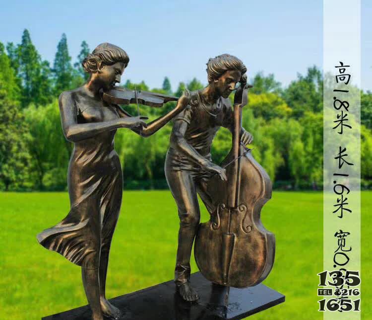 拉大提琴的西方人物铜雕图片