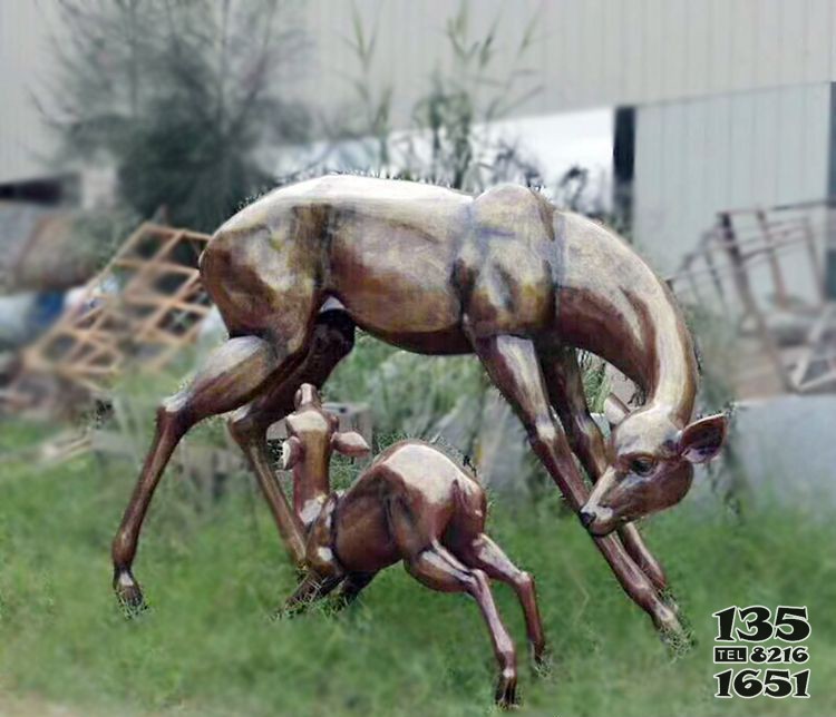 园林铜雕母子鹿雕塑图片