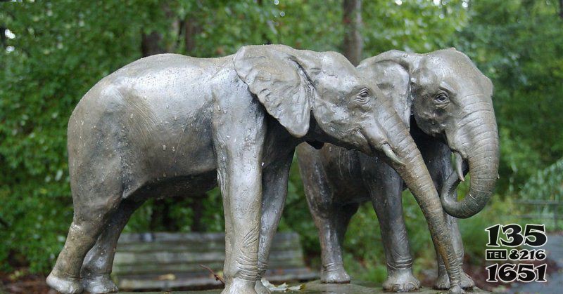 公园大象动物铜雕图片