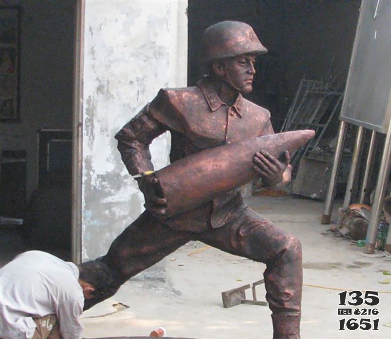炮弹战士人物铜雕图片