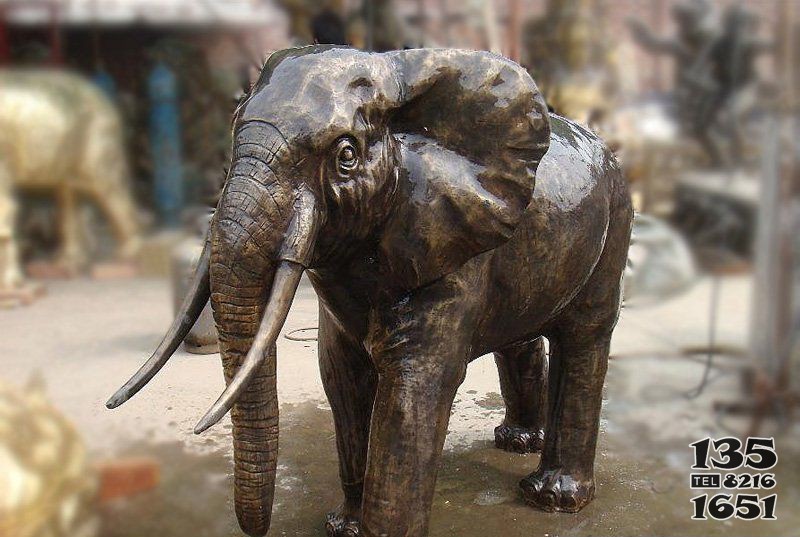 公园铜雕象牙大象动物雕塑图片