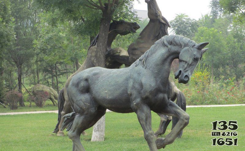 公园马动物景观铜雕图片