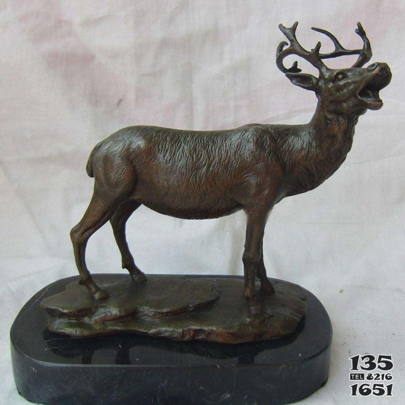 铜雕塑鹿工艺品商务办公室家居动物摆件图片