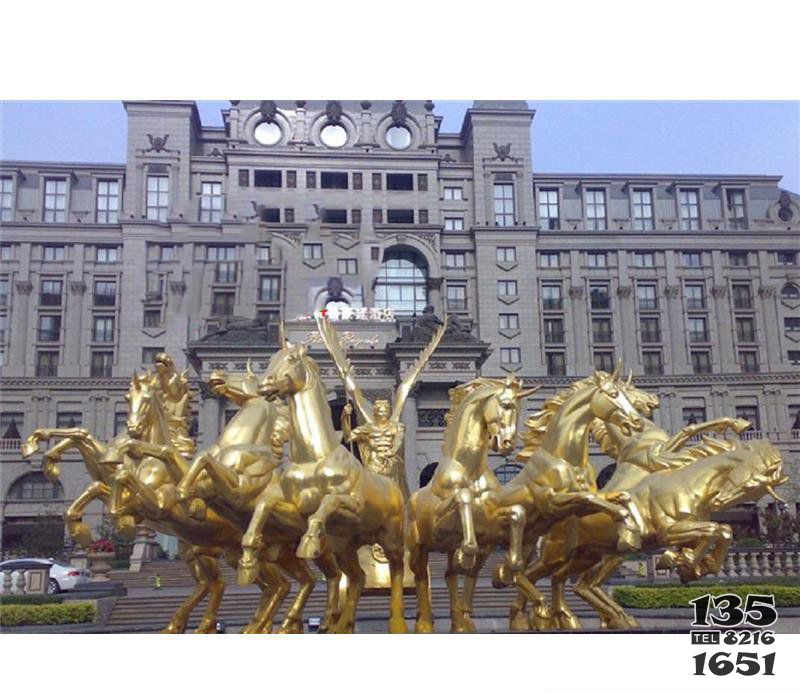 酒店门口阿波罗战车景观铜雕图片