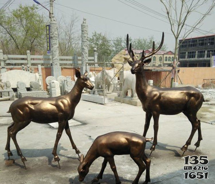 鹿动物铜雕图片