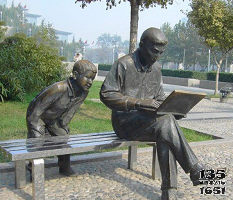 铜雕公园读书人物摆件图片