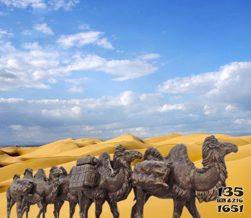 景区骆驼铜雕图片