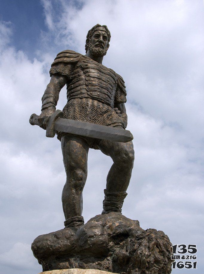 广场拿着剑的西方战士景观铜雕图片