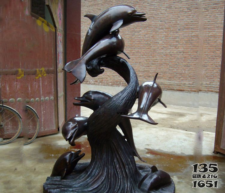 海豚水景装饰铜雕图片