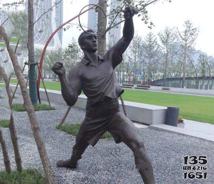 铜雕户外公园打羽毛球运动人物摆件图片