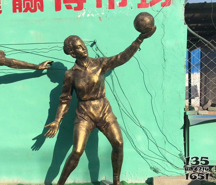 广场铜雕打排球学生人物雕塑图片