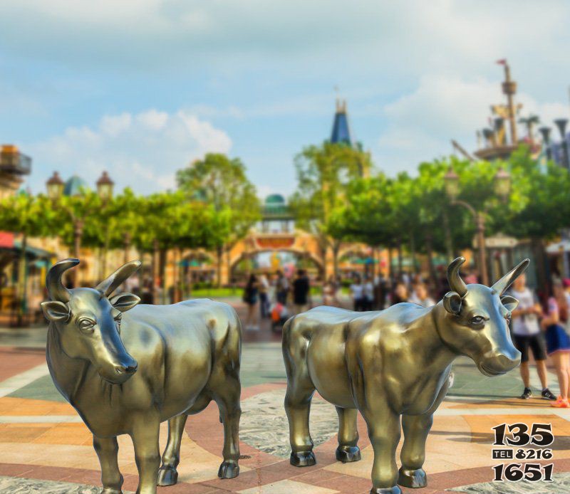公园动物铜雕牛图片