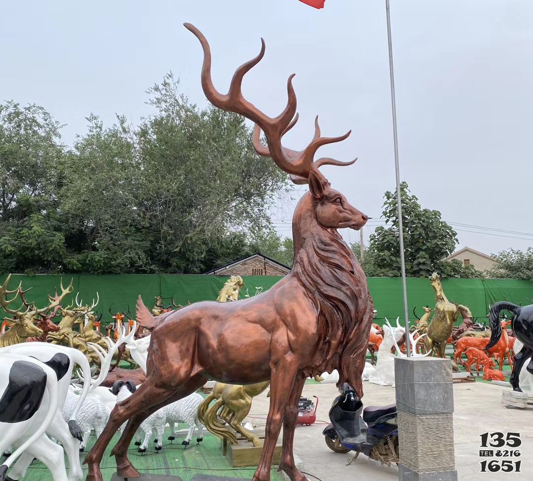 铜雕公园仿真动物鹿图片