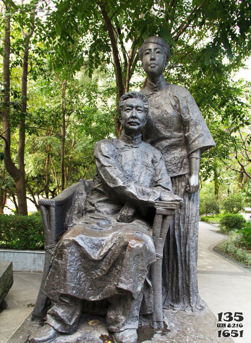 鲁迅名人和妻子铜雕图片