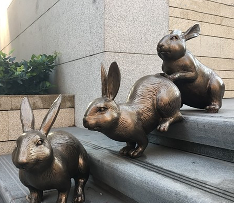 兔子铜雕图片