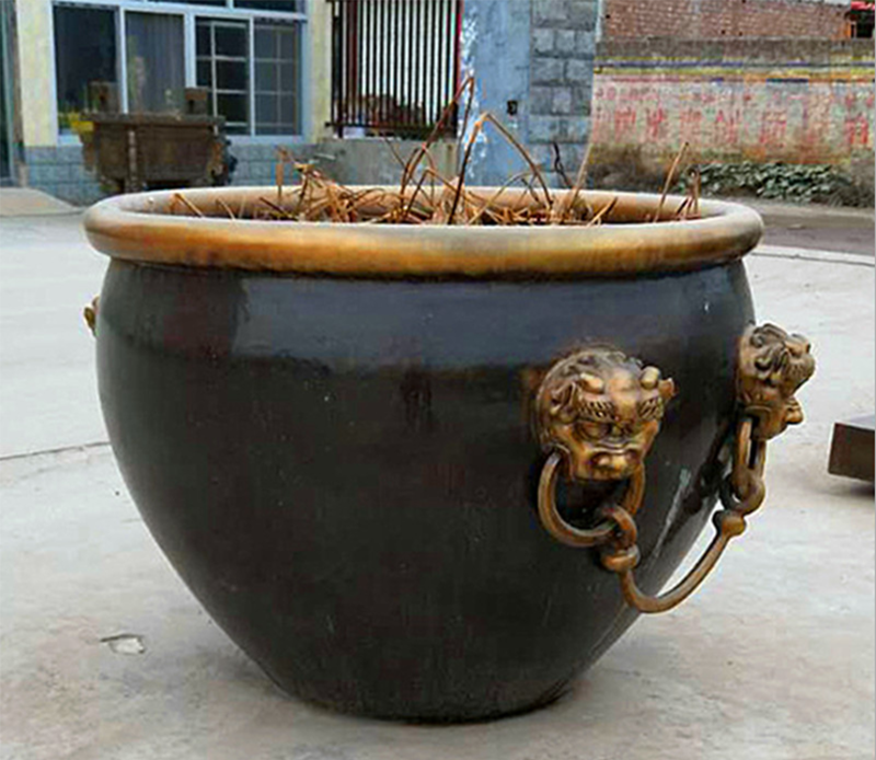 铜雕水缸图片