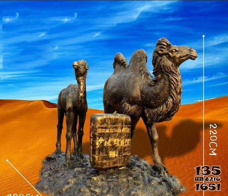 景区动物铜雕骆驼图片