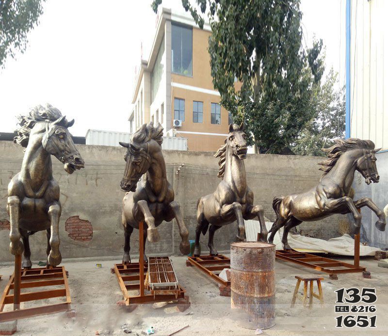 铜雕公园动物马雕塑图片