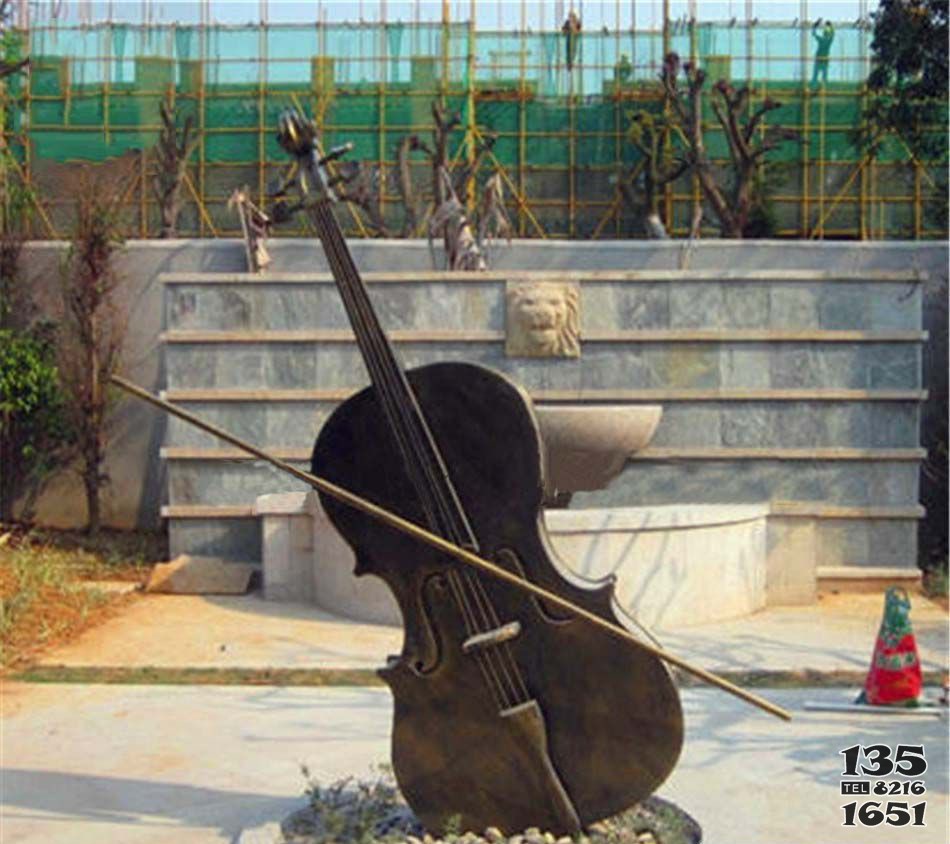 大提琴乐器公园铜雕图片