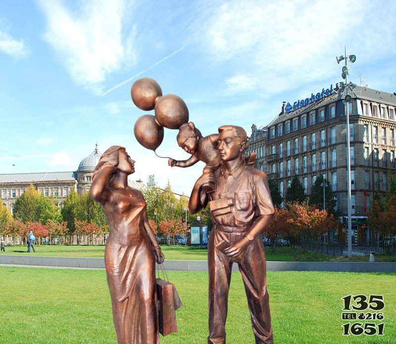 铜雕广场幸福一家人图片