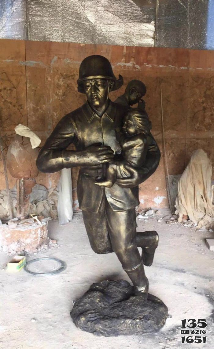 消防守护人物铜雕图片