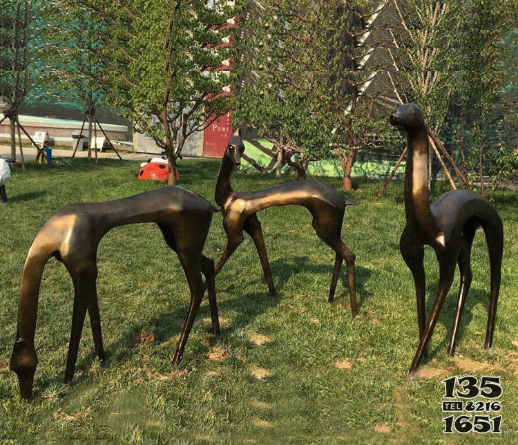 抽象鹿小区动物铜雕图片