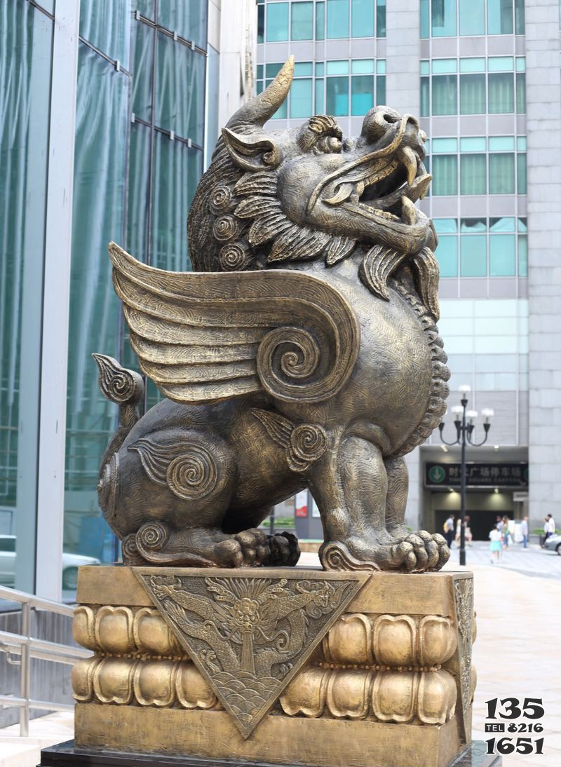 獬豸法院独角兽铜雕图片
