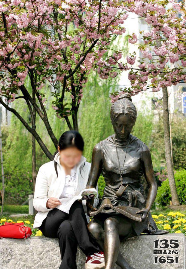园林看书的女人人物景观铜雕图片