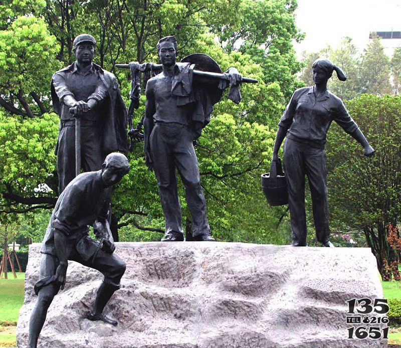 铜雕公园工人雕塑图片