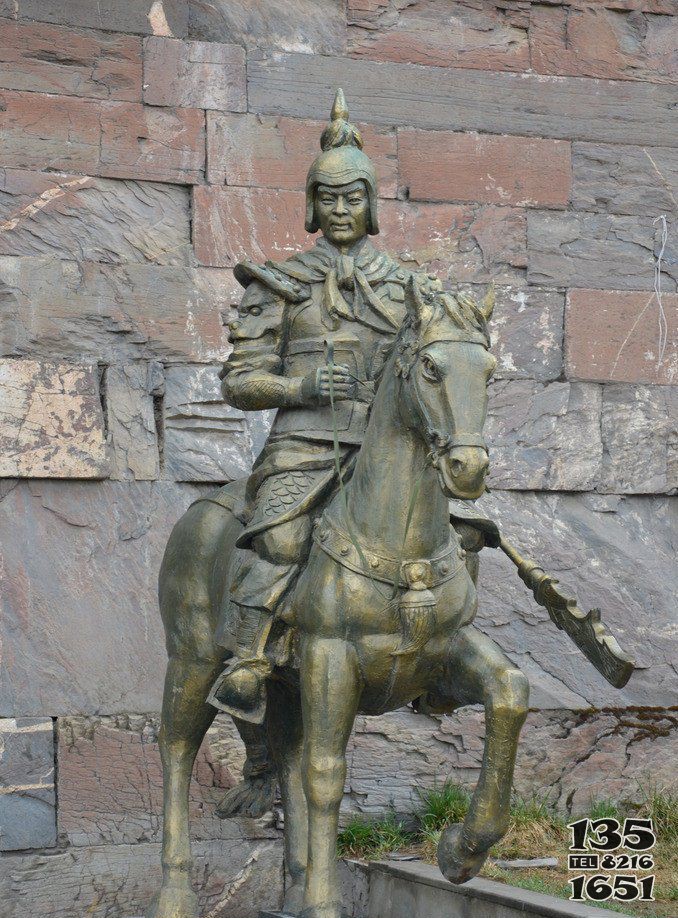 江镇公园骑马的将军人物铜雕图片